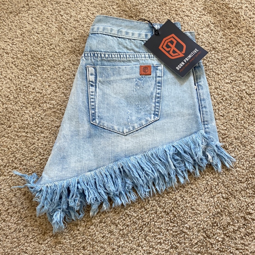 NEVER WORN BORN PRIMITIVE CHEEKY BOOTY FREEDOM SHORTS